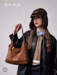 Túi Tote T0uT0u Da Mềm Đeo Vai - Balo Siêu Xinh Chính Hãng Size 33cm (Auth Tuồn)