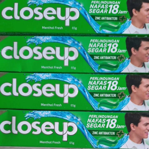 Closeup Pasta Gigi Menthol Fresh (4 × 65 Gram)