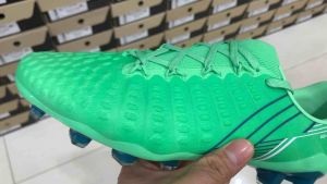 รองเท้าฟุตบอล pan รุ่น Balancer touch x ตัวท็อป