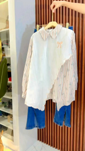 Atasan Blouse Niagara Vita: Desain Elegan & Modern