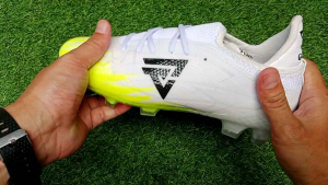 SEPATU BOLA ORIGINAL GAZTRUZ VENTURE NYAMAN BERKUALITAS