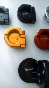 ตะขออลูมิเนียมเกี่ยวของสำหรับVespa Gts Gtv S