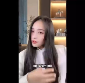 【ReadyStock】USB无线充电直发梳子 负离子无线直发梳Negative Ions Portable Mini Hair Straightening Comb Straightener Comb Straight Hair Comb