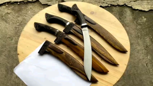 Baja Per | Pisau Golok Sembelih Dapur Daging Sarung Kayu Pilihan Terbaik