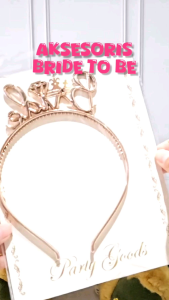 bando bride to be mahkota crown hiasan bridal shower gold rosegold emas rose peach nude aksesoris calon pengantin bachelorette party photobooth aksesoris