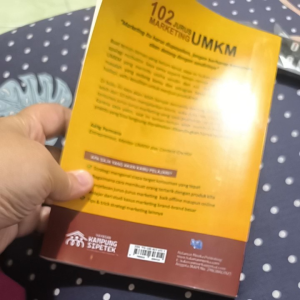 Buku 102 Jurus marketing UMKM By.Aang Permana