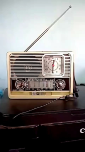radio clasic jam dan bluetooth cocok buat kado