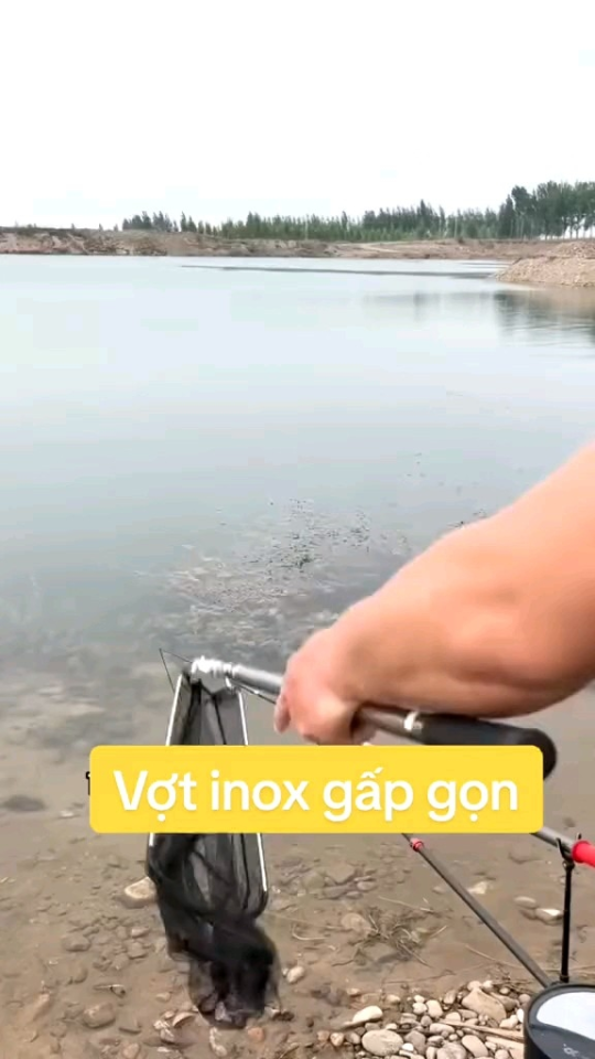 [ siêu rẻ]  Vợt Vớt Cá INOX Tam Giác Liền Vành Siêu BềnGấp Gọn Tiện Lợi 2m1