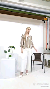 Kemeja Wanita Korea Oversize Motif Salur Bahan Rayon LD 120cm