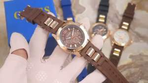 TERLARISSS ‼️Jam Tangan Wanita / Cewek Guess Rubber Tangal Aktif Free Box