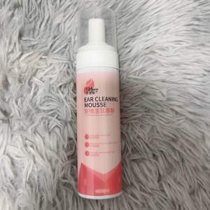 EXP 27 OCT 2024 宠物洁耳慕斯 EAR CLEANING MOUSSE 清洁耳道狗狗洗耳液去耳螨 猫咪洁耳液 200ml Pet Ear Cleansing Mousse Cleans the ear canal Dog ear wash to remove ear mites Cat Ear Cleansing Liquid 200ml