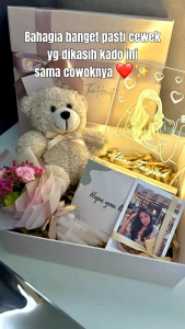 Kado Ulang Tahun Anniversary Wedding Graduation Hampers Lampu Tidur Acrylic