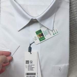 (1P0214) )Áo sơ mi nam trắng vân lai bầu. Form reguler(rông) có nút cổ
