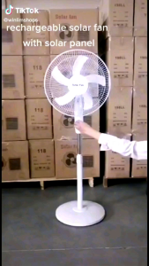 Quạt Năng Lượng Mặt TrờiQuạt Tích Điện Solar fan Hs168 Gió khoẻ chắc chắn mẫu mã sang trọng