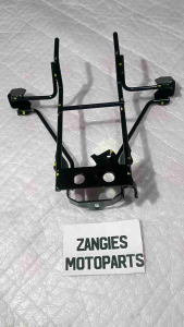 SGP RAIDER 150 REBORN HEADLIGHT BRACKET ORIGINAL