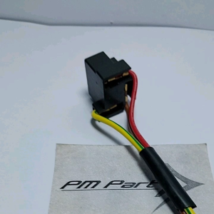 Soket / socket bolham lampu H4 plastik - socket seal beam plastik