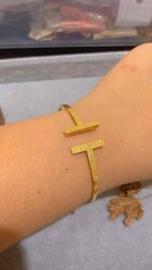 Gelang Bangle Elegan T Wanita Titan