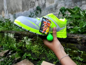 Spatu Joging & Olahraga Berkualitas Untuk Pria & Wanita