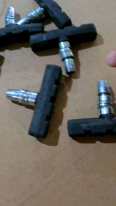 Karet Rem V brake kunci L Sepeda Brake Shoe MTB Lipat CTB Minion BMX isi 2 biji