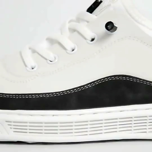 Sepatu Sneakers #sepatu olahraga#wanita#pria#sepatu sekolah