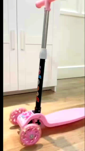 Scooter Otoped Anak LED / Skuter Anak Roda LED Menyala / Scooter 3 Roda