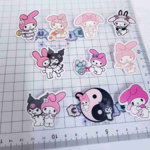 美乐蒂库洛米亚克力胸针 包包笔盒服饰背包书包配饰挂件可爱卡通别针徽章 Melody Kuromi Brooch Acrylic Badge Pin School Pencil Bag Diy Decoration Kerongsang Budak Hiasan Beg Children Cute Brooch Kids Jewelry Gift for Girls XZ20