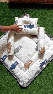 bedcover bayi satu paket gambar karakter