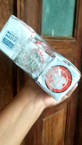 teh solo wedangan racikan 9 macam teh (balap tjatoet djenggot balap motor poci gopek sintren dandang nyapu) racikan khas solo