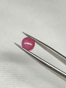 215Ruby- ĐÁ RUBY CABOCHON THIÊN NHIÊN KHÔNG XỬ LÝ  ( thông số trong ảnh chụp) 2.15 Carat