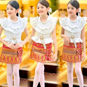 ชุดไทยประยุกต์เด็กหญิง เสื้อคอจีนระบายอก+กระโปรงสั้นผ่าหน้าผ้าไทยพิมพ์ทองอย่างดี (แถมโบคาดผม)