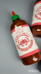 LUCKY LOTUS SRIRACHA HOT CHILI SAUCE