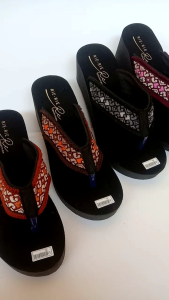 Sandal Wedges Wanita: Desain Nyaman & Terbaru