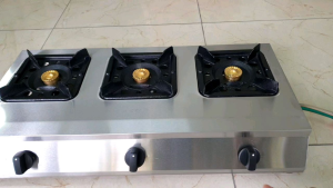 Bếp ga bán công nghiệp 3lò loại dầy chia lửa đồng tặng kèm van dây GAS