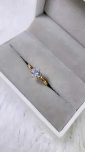 Cincin Mata Satu Xuping Wanita Anti Karat CXB30092308