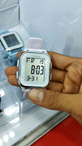 Jam Tangan Lasiqa Digital: Bisa Dipakai Pria & Wanita