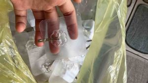 Móc dán tường trong suốt chịu lực