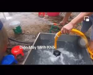 Dụng Cụ Đảo Thuốc Trộn Thuốc Trừ Sâu Phân Bón Dung Dịch Hoá Học Tự Động Có Lọc Giác Kèm 3M Dây Nối