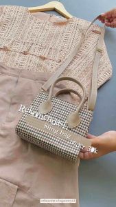 PIANI ROSE-Tas selempang wanita | Tas Wanita Murah Bassic | Sling Bag