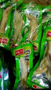 Chân gà cay ớt xanh Nhất Tâm Hey Yo 40g