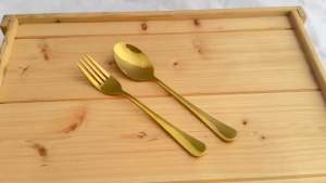 CMA ช้อนส้อมสแตนเลส (อย่างหนา) สแตนเลสเกรดพรีเมี่ยม ยาว 18.5cm มีน้ำหนัก อย่างหนา สีทอง