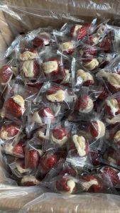 Túi 500g Táo Đỏ Tân Cương Kẹp Hạt Điều Béo Ngậy Siêu Ngon Siêu Hot