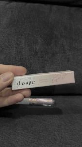 Dasique Starlit Jewel Liquid Glitter – White Pink Aurora  กลิตเตอร์น้ำวิ้งละเอียดมาก ตาวาวเหมือนไอดอลเกาหลี แตะนิดเดียวก็ปัง