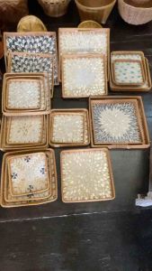 ถาดหวาย ทรงสี่เหลี่ยม ฝังมูก ลายเปลือกหอย ใส่ขนมปัง เสริฟอาหาร รองชุดชา กาแฟ