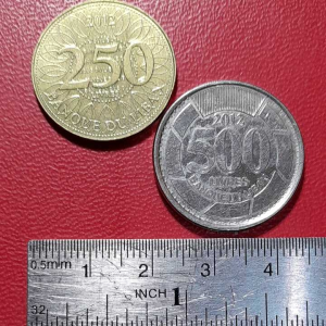 Koin Libanon Koleksi kuno 2 Keping Tahun 2012 BEKAS