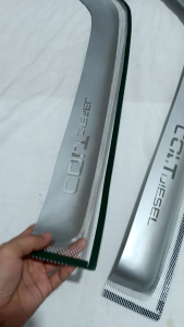 Talang Air Mobil COLT Diesel Warna Silver