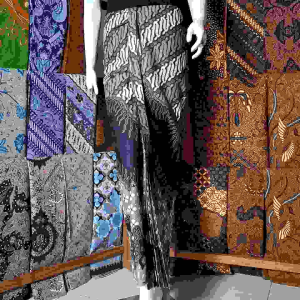 Kain Batik dan Rok Wiru Parang Lereng Hijau Sage Hitam