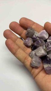 ลูกบาศก์อเมทิสต์ขัดเงาเพื่อการบำบัด (Polished Amethyst Healing Cubes)