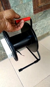 Gulungan Kabel Kecil: Akcesoris Kabel Praktis untuk Perangkat Digital