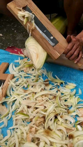 ALAT IRIS /CACAH/RAJANG POHON PISANG/GEDEBOK PAKAN TERNAK