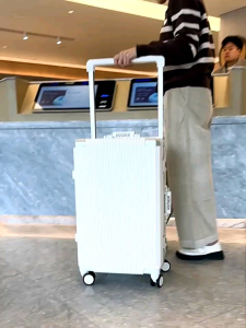 VALI KHUNG NHÔM CAO CẤP G24-Plus Size 20 và size 24 SANG TRỌNG ĐẲNG CẤP VÀ BỀN BỈ